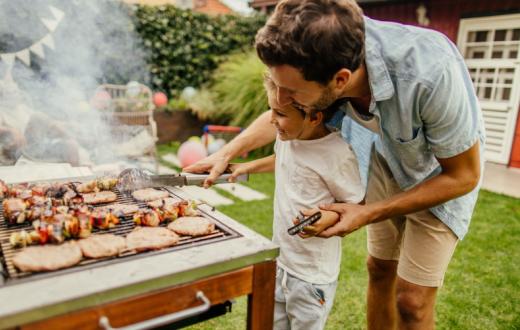 Dad-and-kid-making-barbecue-food