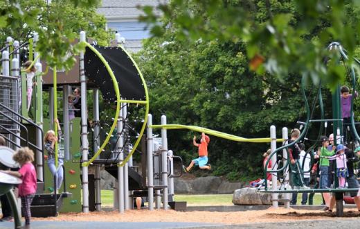 New-Wallingford-Playground-opens-fun-for-kids-families-Seattle